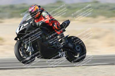 media/Dec-04-2025-Racers Edge (Thu) [[5ebc9f124d]]/2-A Group/3-Session 2 (Turn 3 Exit Pans)/